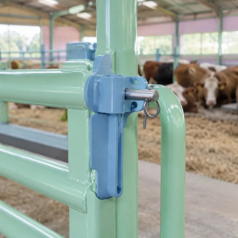 Choisir une barrière pour bovin fiable : sécurité, confort et rentabilité en élevage