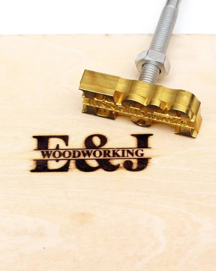 Fer de marque avec logo personnalisé pour le travail du bois, fabriqué à la main par Design Wood Branding Iron pour décoration (3,81 cm)