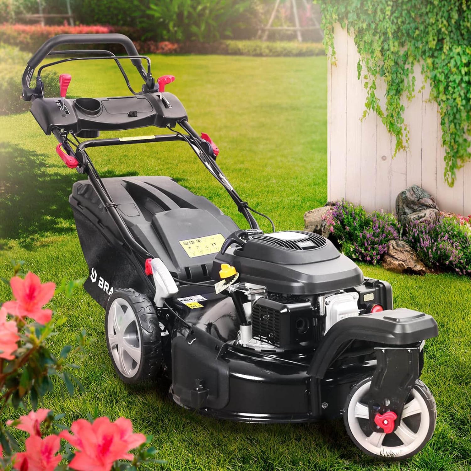 BRAST tondeuse thermique tractée 3 roues TRIKE 224cc 7cv 53cm mulching 4en1 traction arrière de la marque française GT - 4 MODÈLES diff - - capot en tôle en acier, hauteur de coupe et guidon reglable 53cm - 7cv - traction arrière