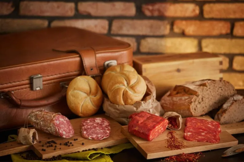 61Muz71fEWL._AC_SL1200_