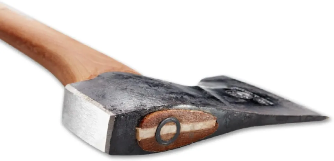 Hache de Charpentier forgée à la Main STÅLBERG 500mm I Hultafors I Forgée en Suède I 1225g Hache Premium avec Manche en Bois de Hickory I Affûtage Skandi I Protège-Lame en Cuir Inclus I 841730