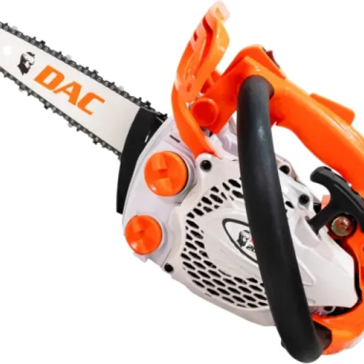 Test RURIS DAC 205RS : une petite tronçonneuse légère pour la sculpture, mais pas sans défauts