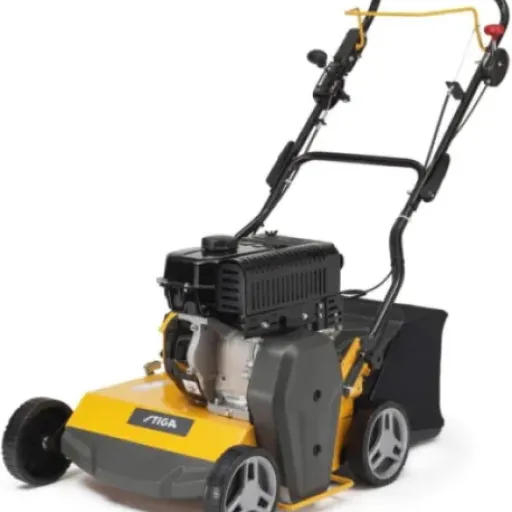 Test Stiga SVP 40 G : le scarificateur thermique costaud mais pas pour les petits jardins