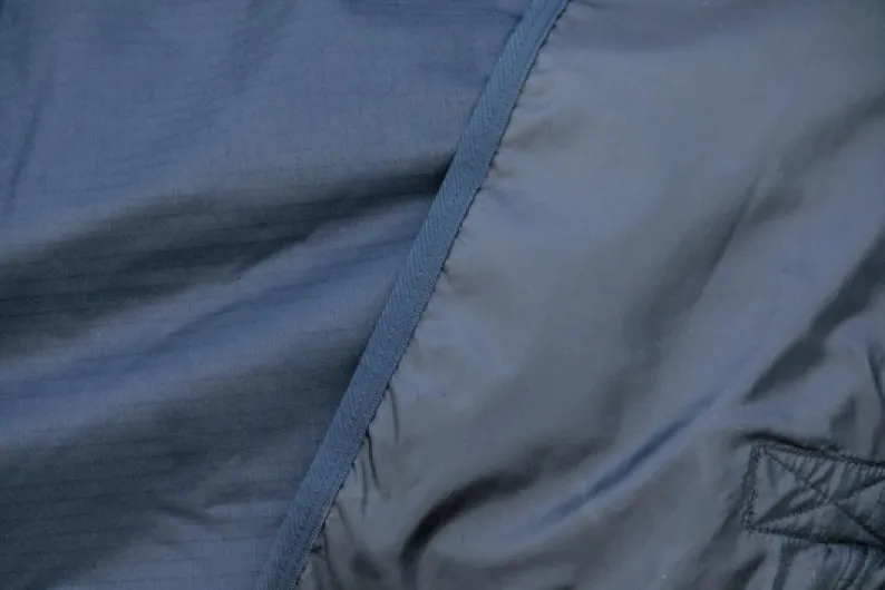 Couverture d'hiver All Weather Classic 150 g bleu marine 145