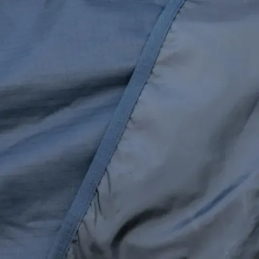 Test Kentucky Couverture d'hiver All Weather Classic 150 g : la couverture qui fait le job au paddock