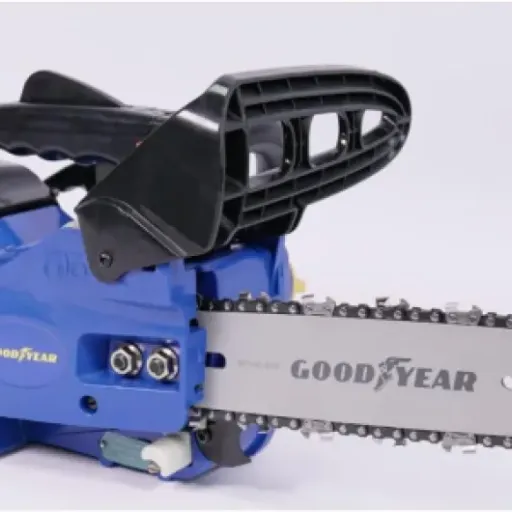 Test Goodyear tronçonneuse élagueuse 25 cm : légère, pratique… mais pas sans défauts