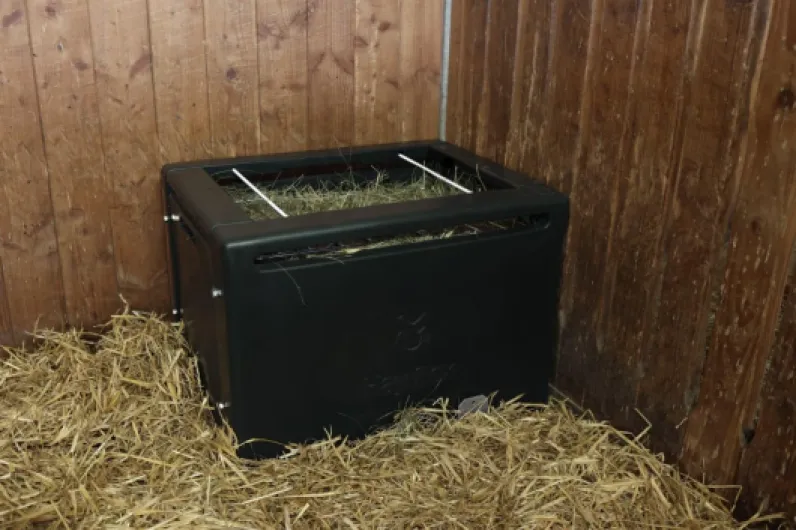 Kerbl Râtelier HayBox PP, 80,861x56cm